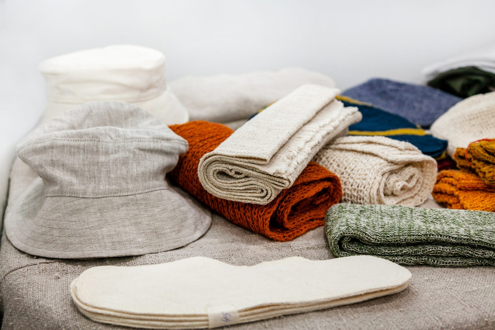 Hemp textile products — hats, fabrics and knitwear